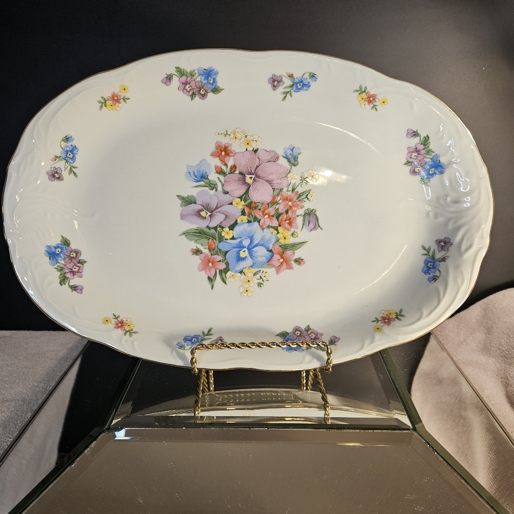 PLATTER LARGE WHITE FLORAL MULTICOLOR GOLD SCOLLOPED